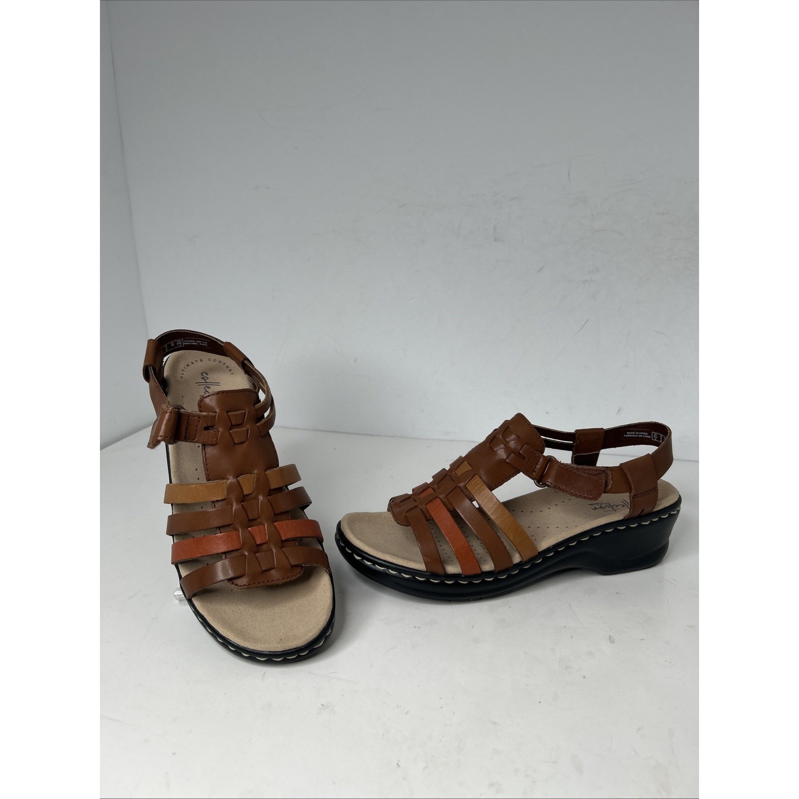 Clarks Womens Lexi Bridge Sandal Tan Size 8 M